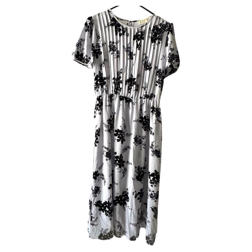 Michael Kors Pleated Floral Midi Dress | Black & Light Grey | Size Small